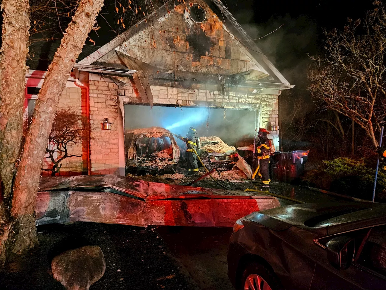 Fire destroys two cars in garage at Solon home; no injuries reported