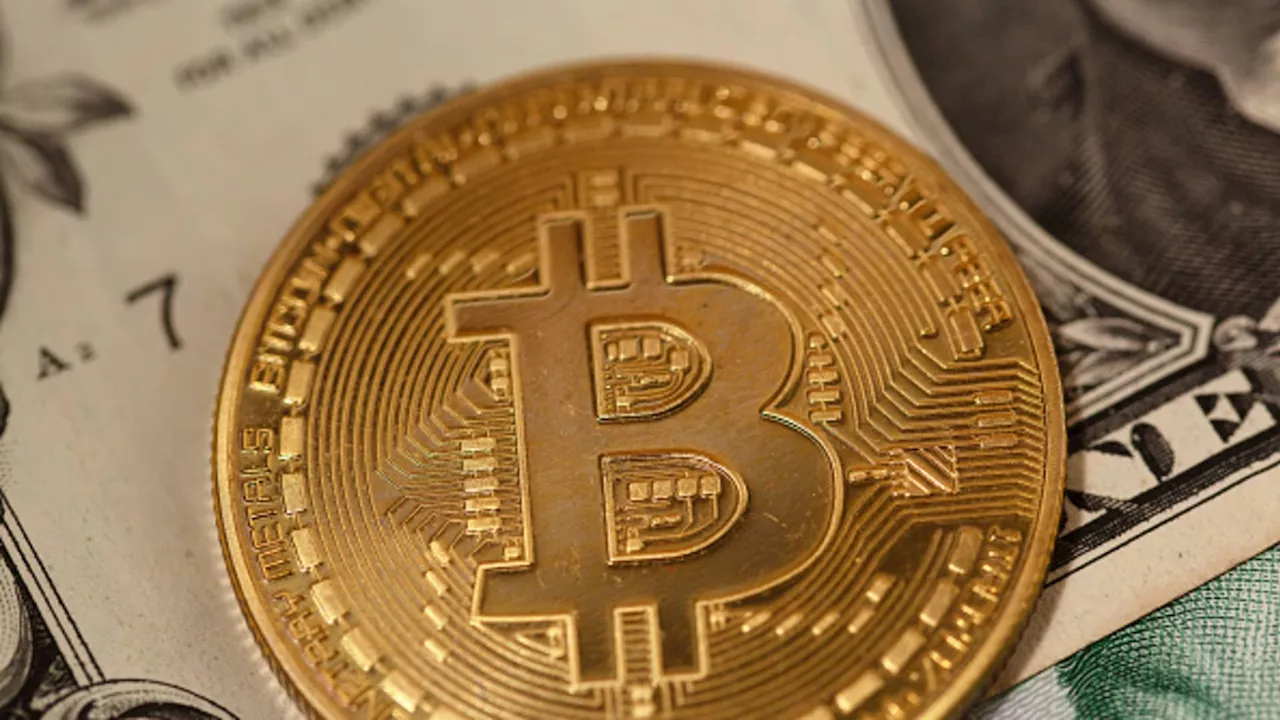 Bitcoin Braces for Volatility Amid Global Trade War Fears