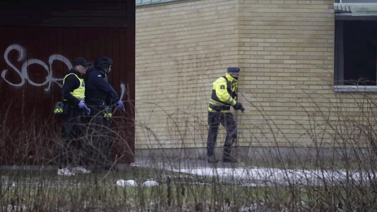 Svezia, sparatoria in una scuola di Örebro, vicino a Stoccolma: 5 feriti