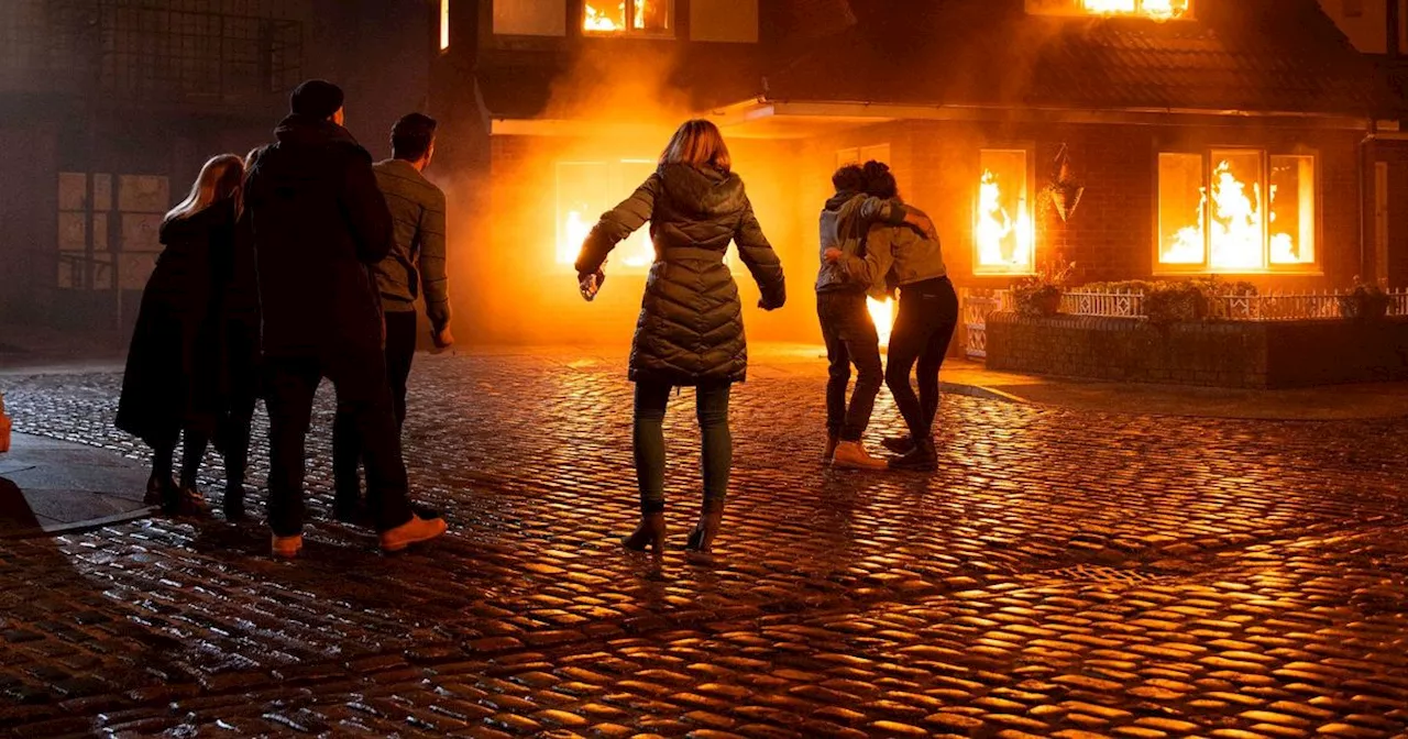 Coronation Street Fire Leaves Fans Terrified as Double Exit Looms