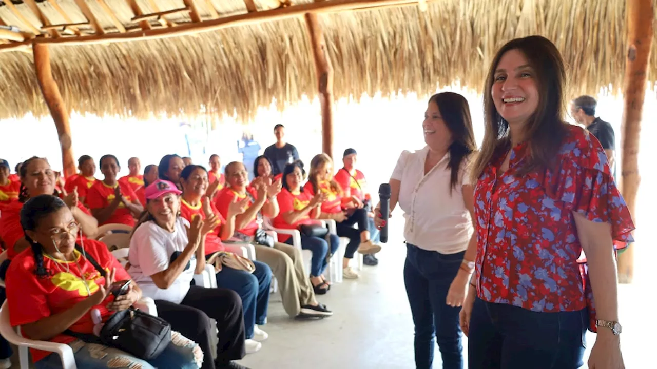 Katia Nule lanza escuela de liderazgo y empoderamiento femenino en Barranquilla