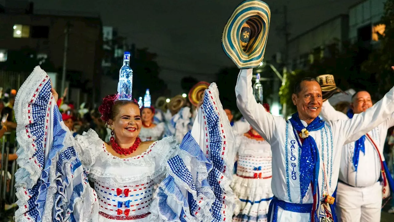 La rumba va hasta las 4:00 a. m. durante temporada de carnaval