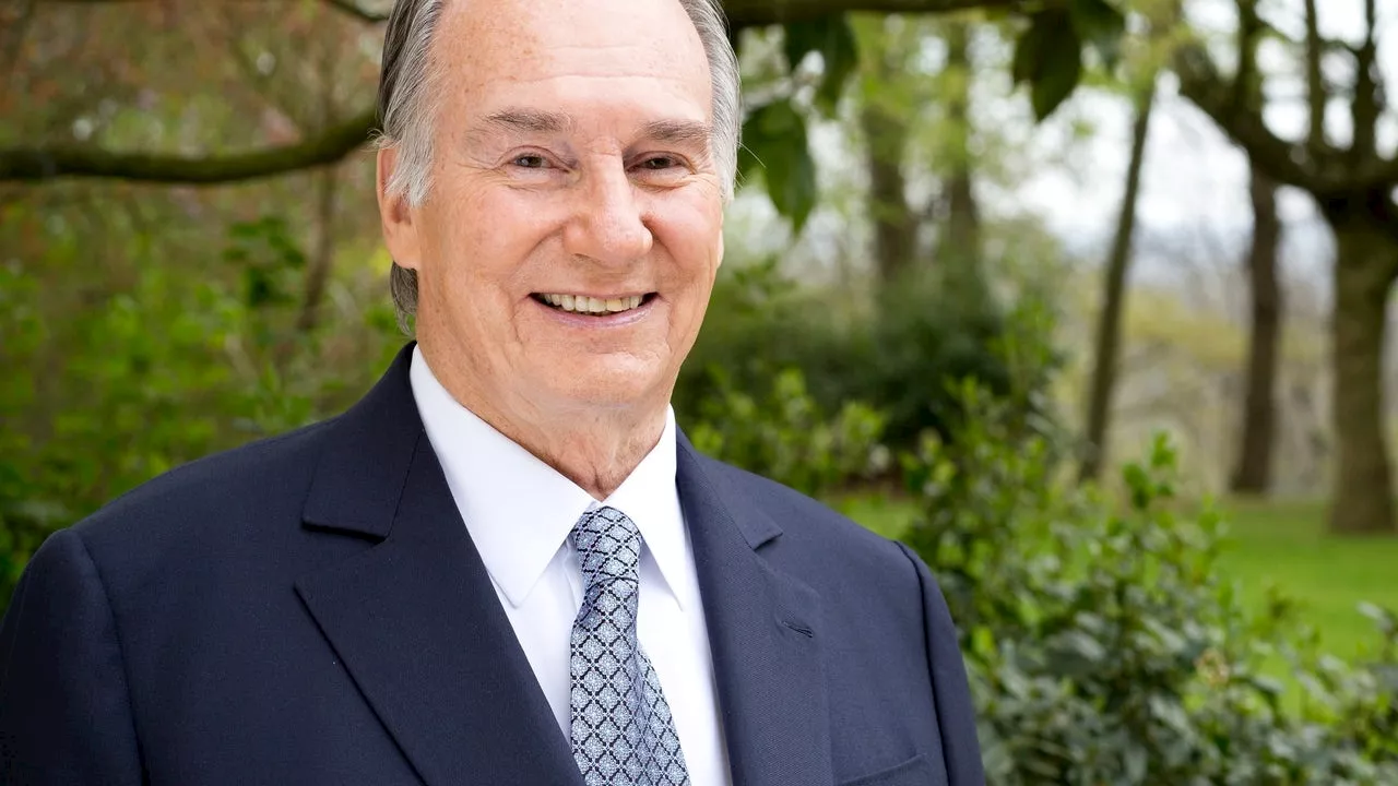 Aga Khan, spiritual leader of 15 million Ismaili Muslims, has died at 88