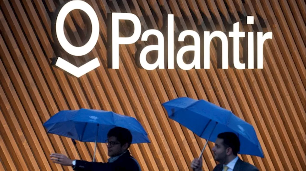 Palantir Shares Soar to Record High on Trump Policy Optimism and Forecast-Beating Results