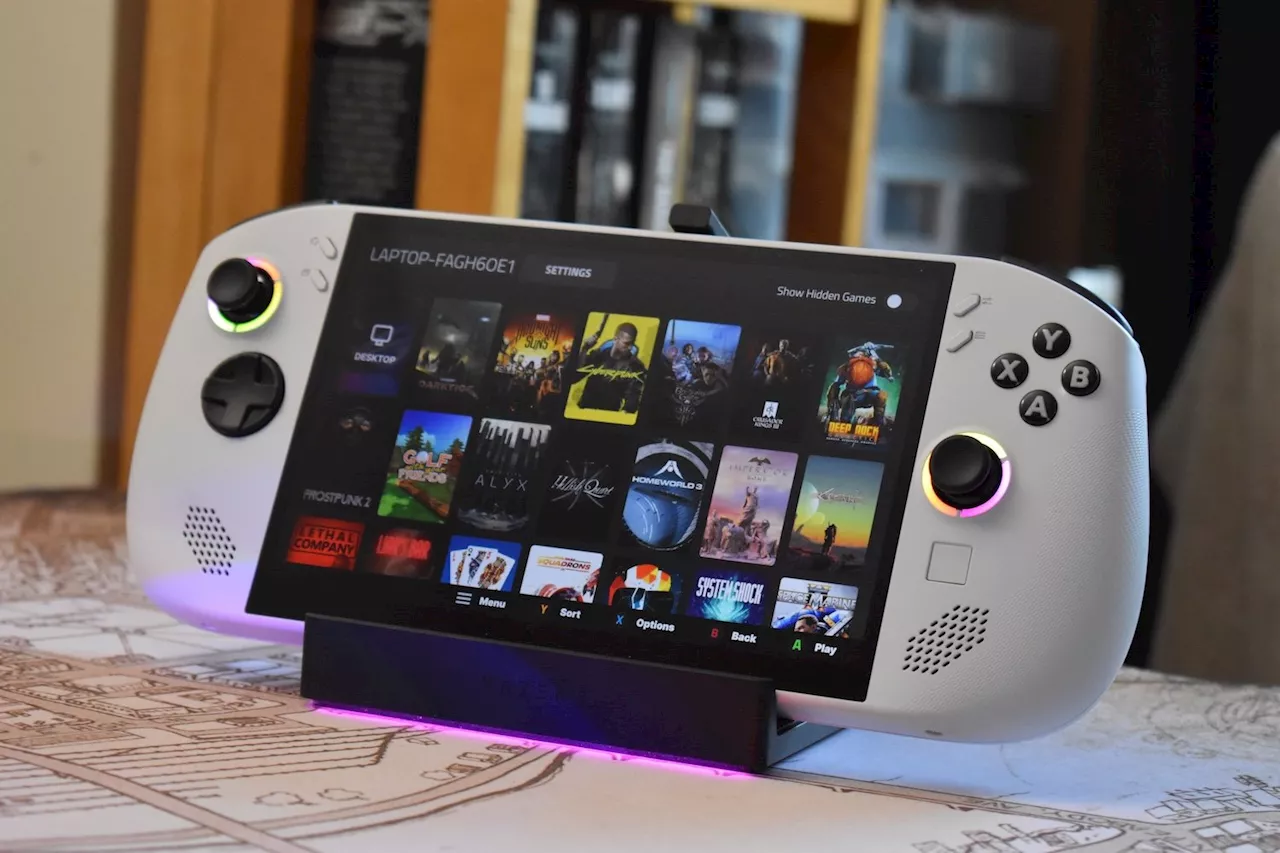 Razer's Handheld Dock and Cortex Software Surprise with Performance