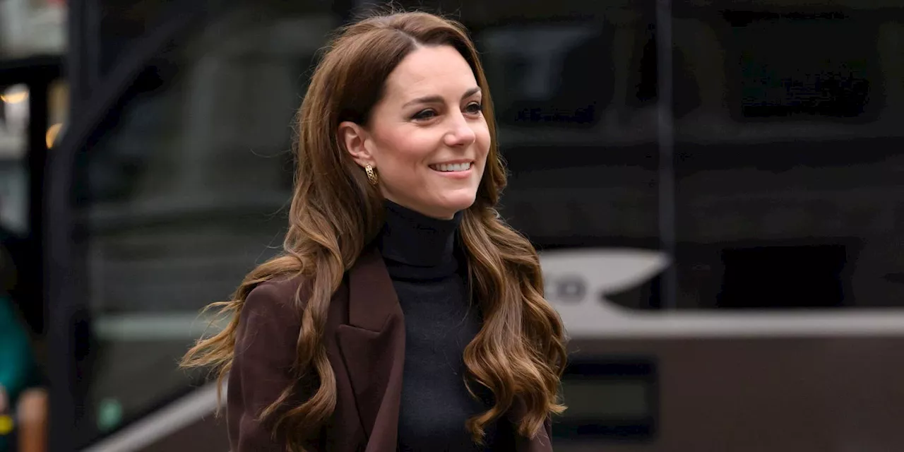 Princess Kate Takes Schoolchildren on Magical Art Gallery Trip