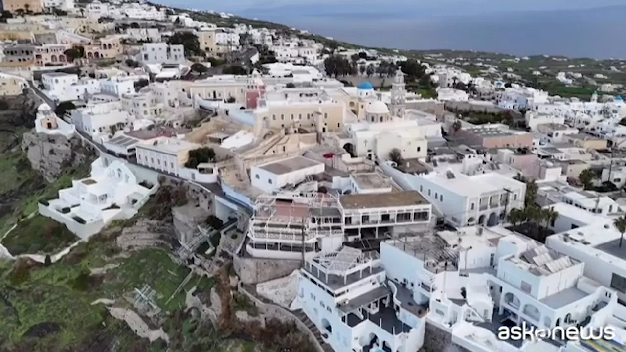 Santorini scossa da intensa attività sismica