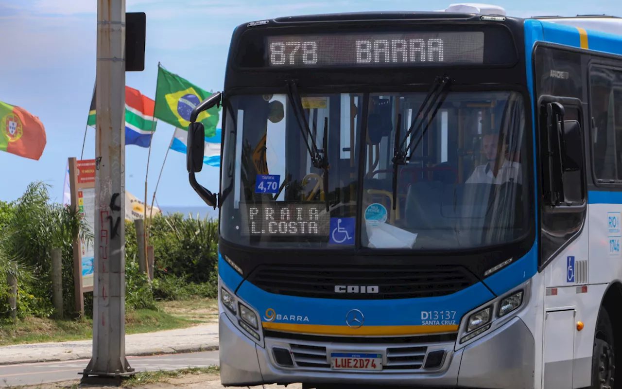 Aumento de roubos a pedestres assusta moradores e trabalhadores da Barra: 'Não dá para ficar desatento'