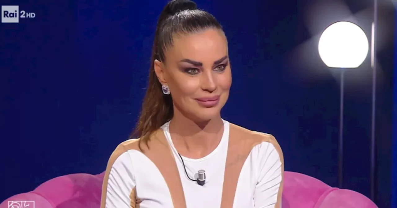 Antonella Mosetti, la proposta indecente: &#034;Per fare questo video mi hanno offerto 50mila euro&#034;