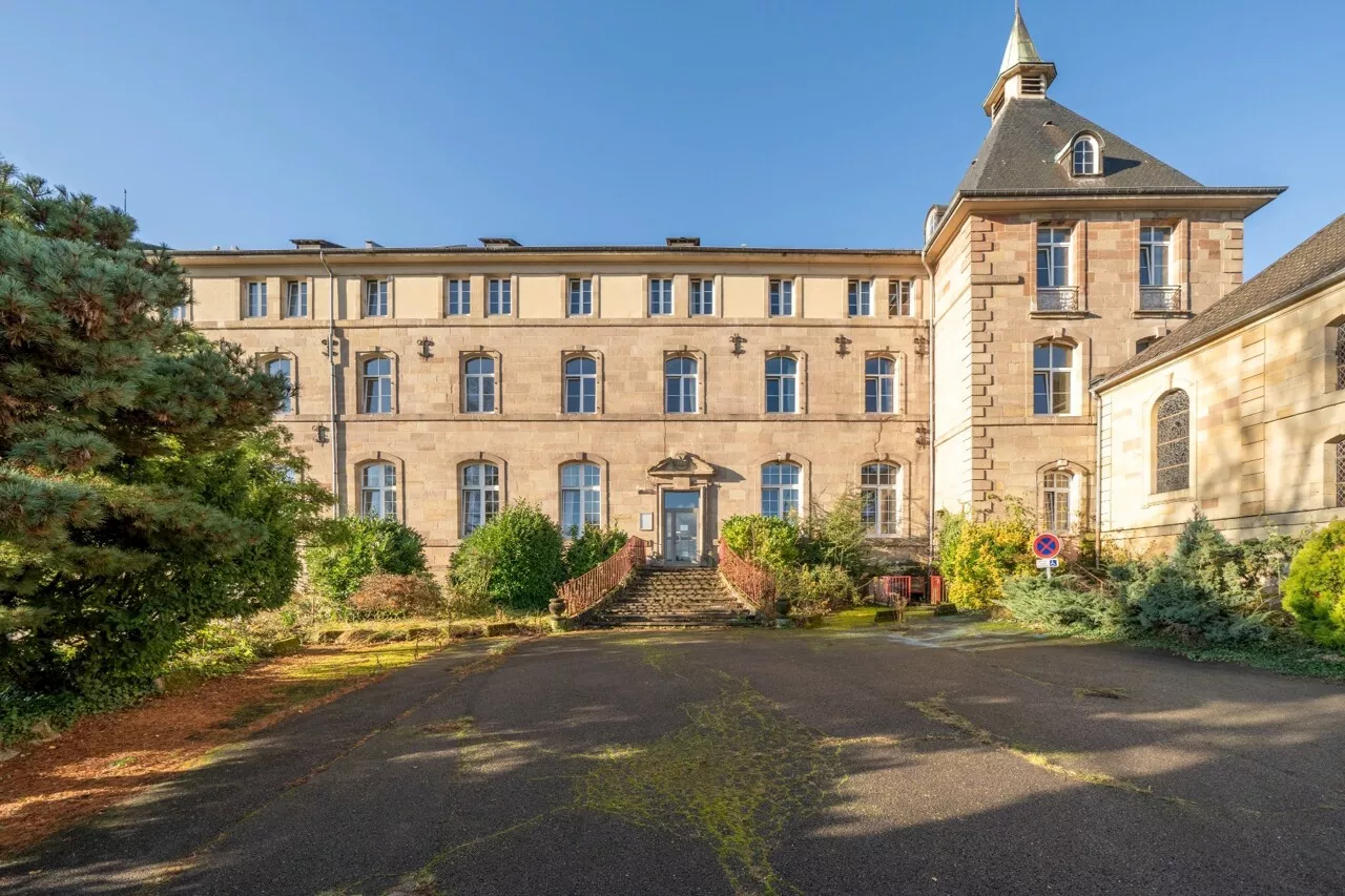 Une ancienne abbaye du Ve siècle mise en vente aux enchères en Moselle