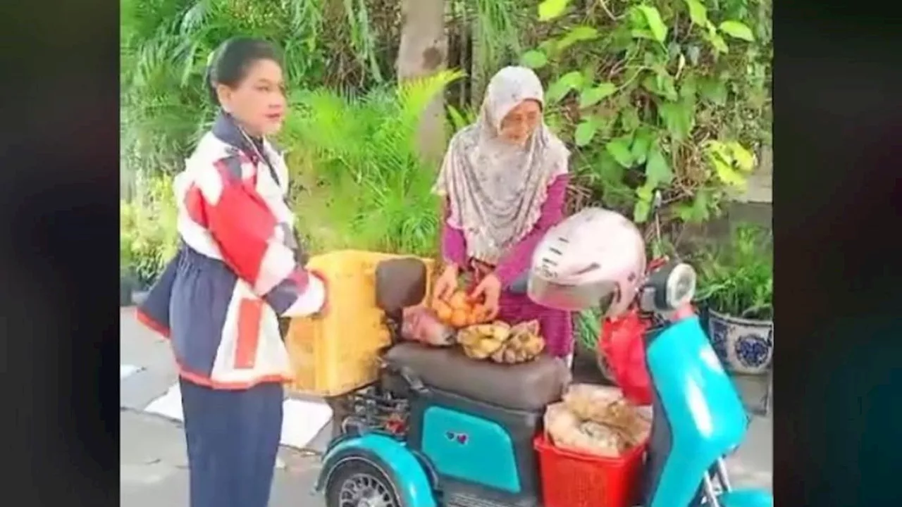 Iriana Jokowi Belanja Sayur, Pakaian Rapi Bikin Publik Salfok