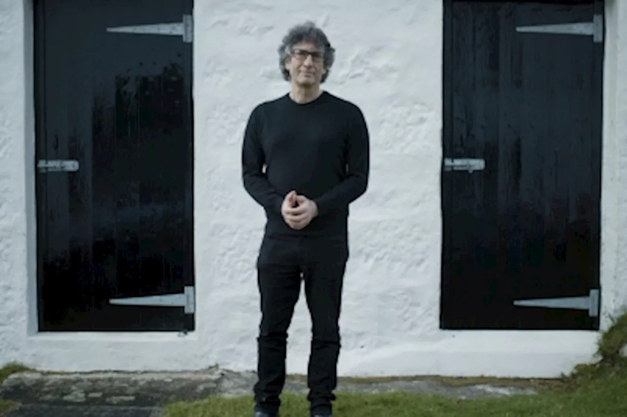 Neil Gaiman Accused of Rape and Human Trafficking by Former Babysitter