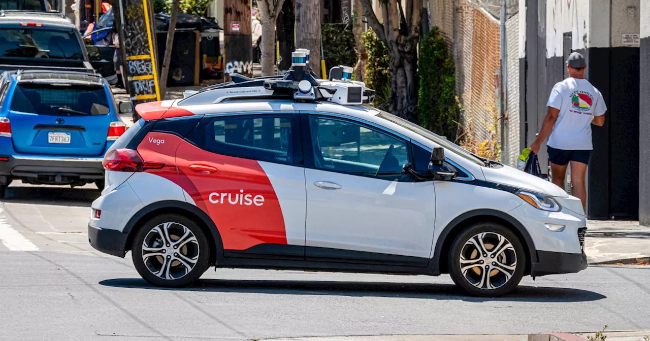 GM's Cruise Lays Off Half of Remaining Staff After Shifting Focus Away From Robotaxis