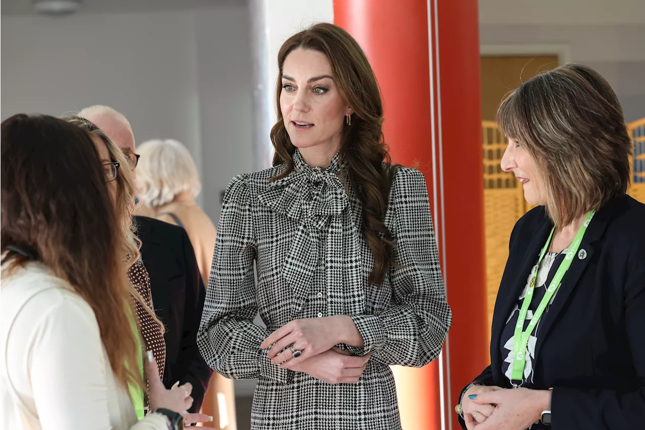 Kate Middleton honors World Cancer Day with moving photo by son Louis