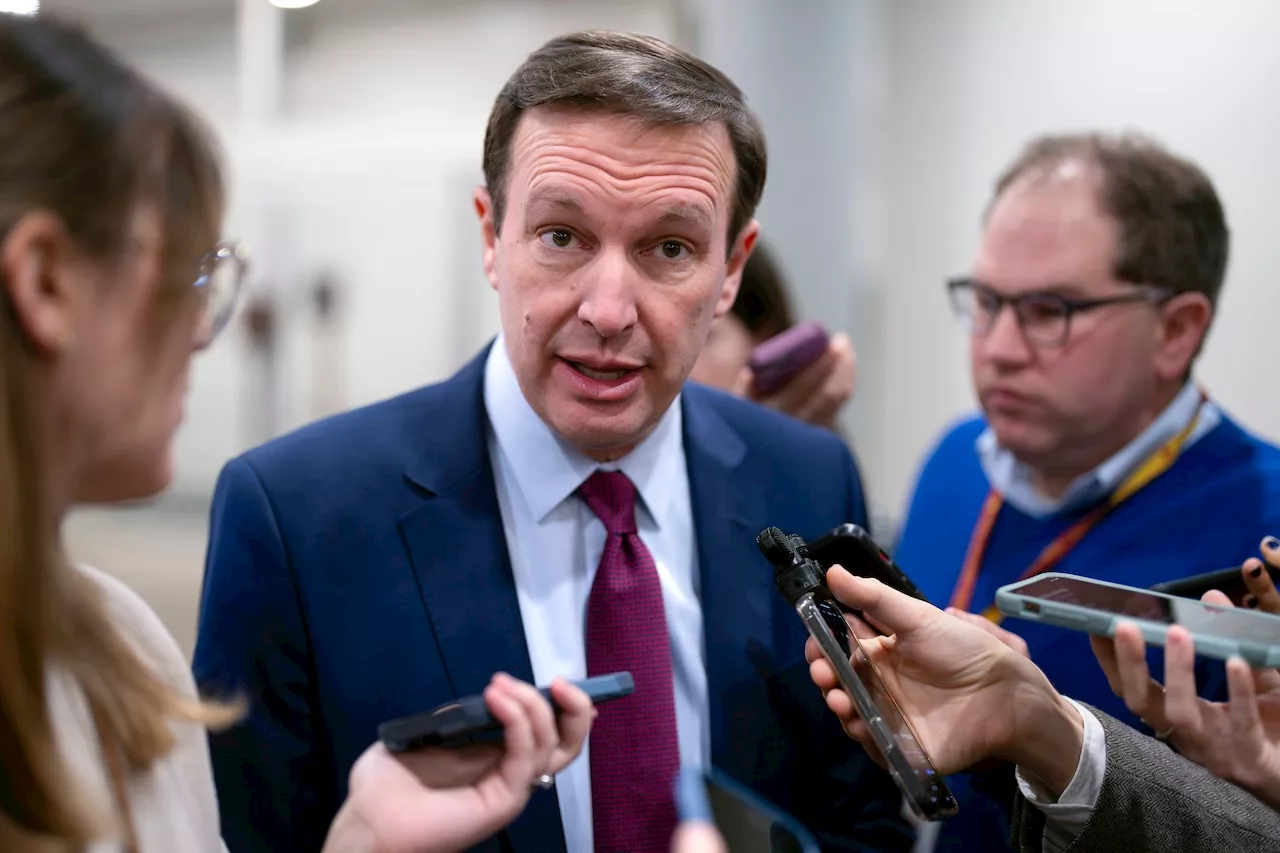 Senator Murphy Declares 'Constitutional Crisis' Over Trump's Shutdown of USAID