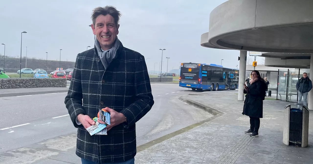 Gieten wil bruisender OV-knooppunt: 'Hier op de bus wachten is geen pretje'