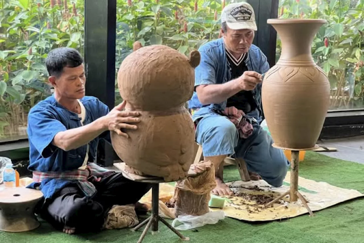 โคราชปลุกตำนานดินเผาด่านเกวียน“วิถีชาวดิน ถิ่นงานปั้น” กระตุ้นเศรษฐกิจท้องถิ่น