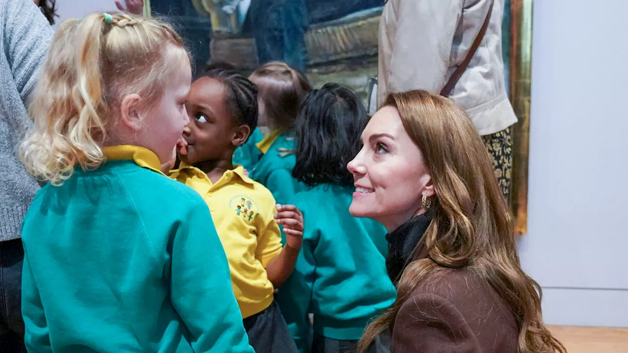 Princess of Wales Visits National Portrait Gallery with Primary School Children