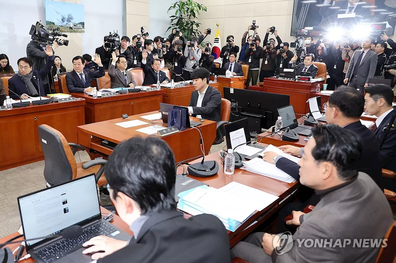 與, 국조서 '부정선거 주장' 부각…野 '경호처, 노상원에 비화폰'(종합)