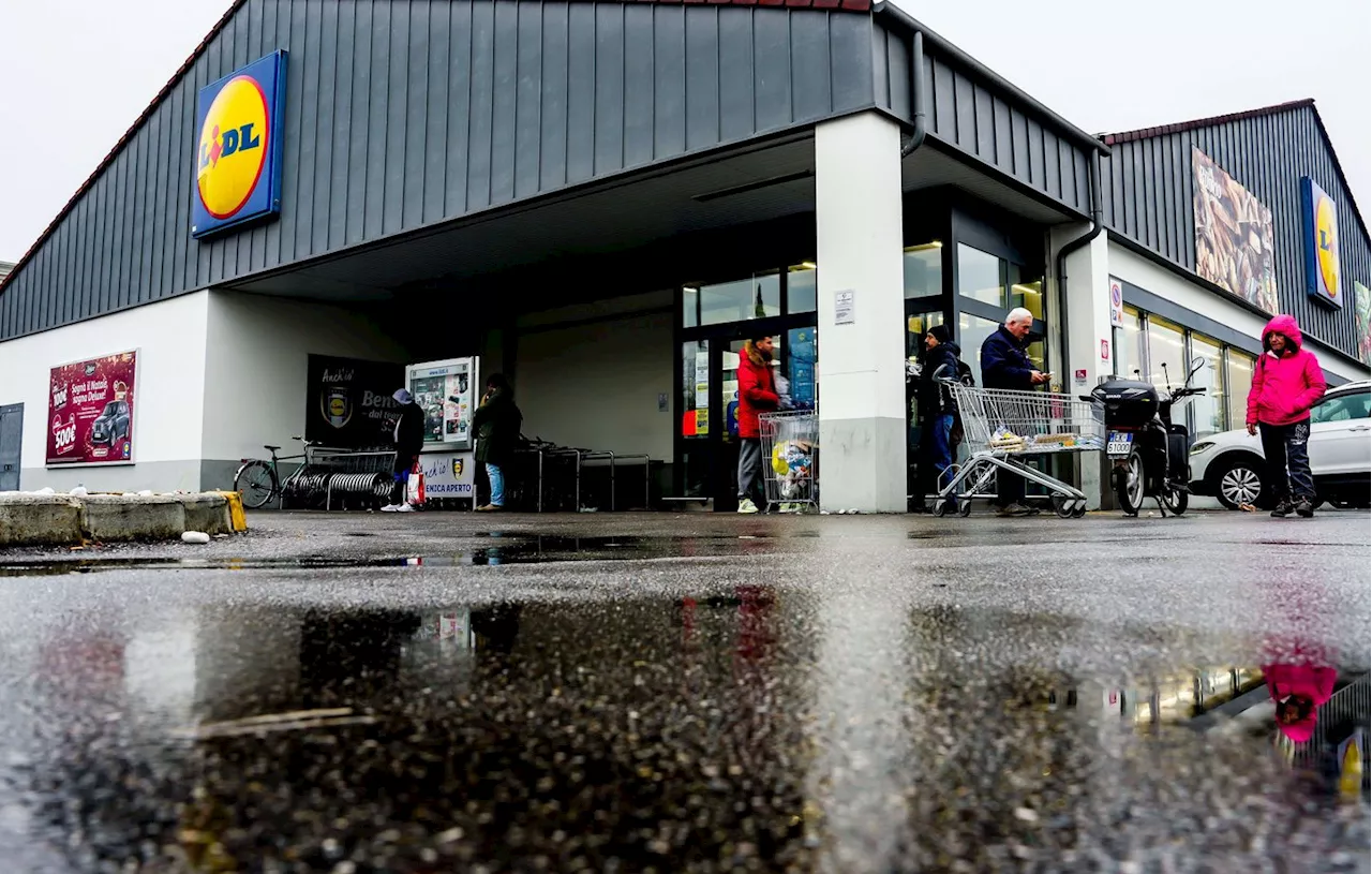 Grève illimitée chez Lidl France : les syndicats réclament une revalorisation des salaires et s'opposent à l'ouverture dominicale