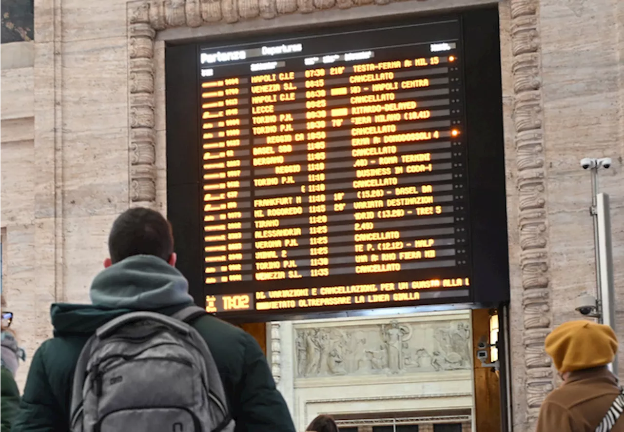 Sciopero Trenord: centinaia di treni cancellati a Milano e disagi agli aeroporti