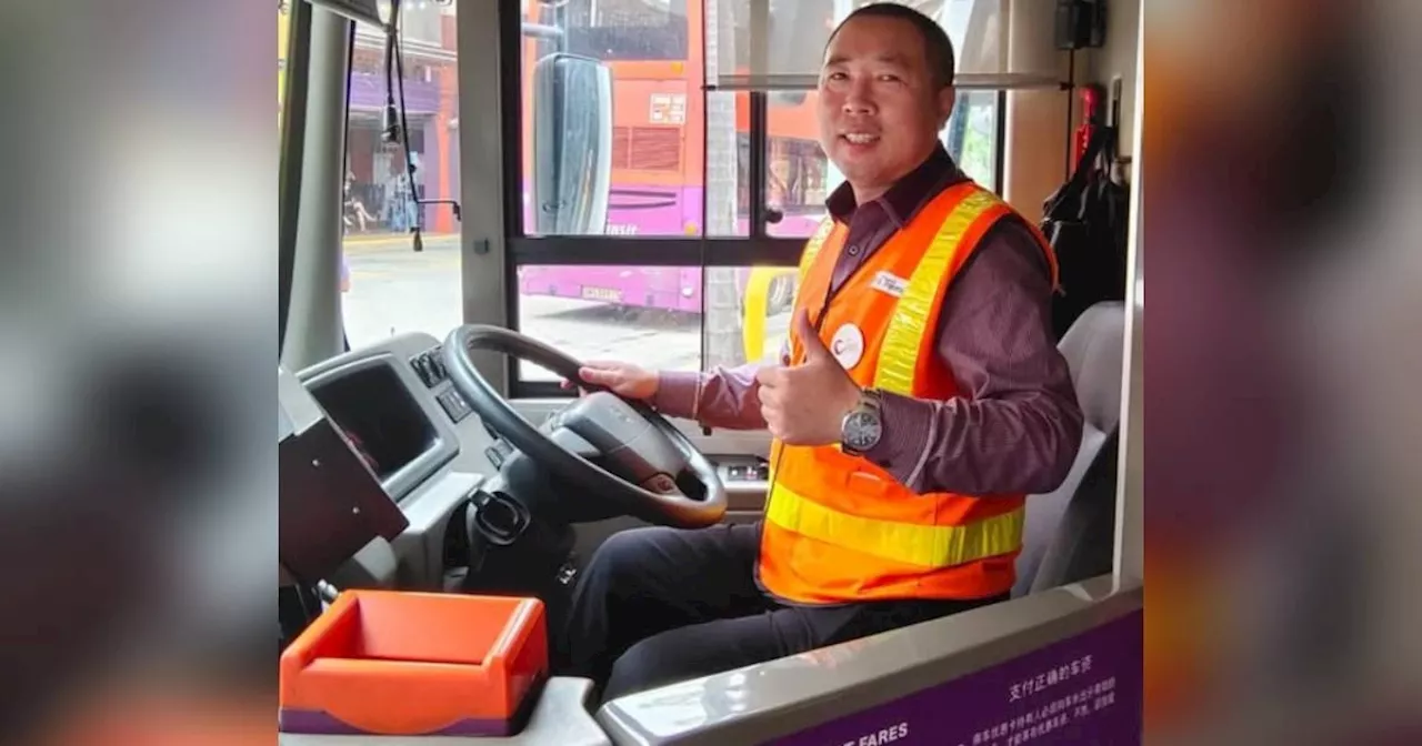 This made my day: Bus captain and passenger return backpack containing over $14,000 in cash