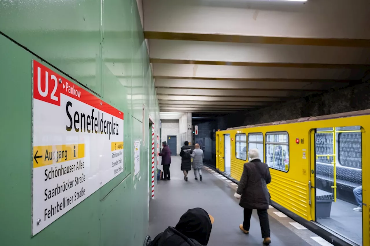 U-Bahn-Piraten kapern U2 in Berlin: Fahrgäste der BVG müssen im Tunnel aussteigen