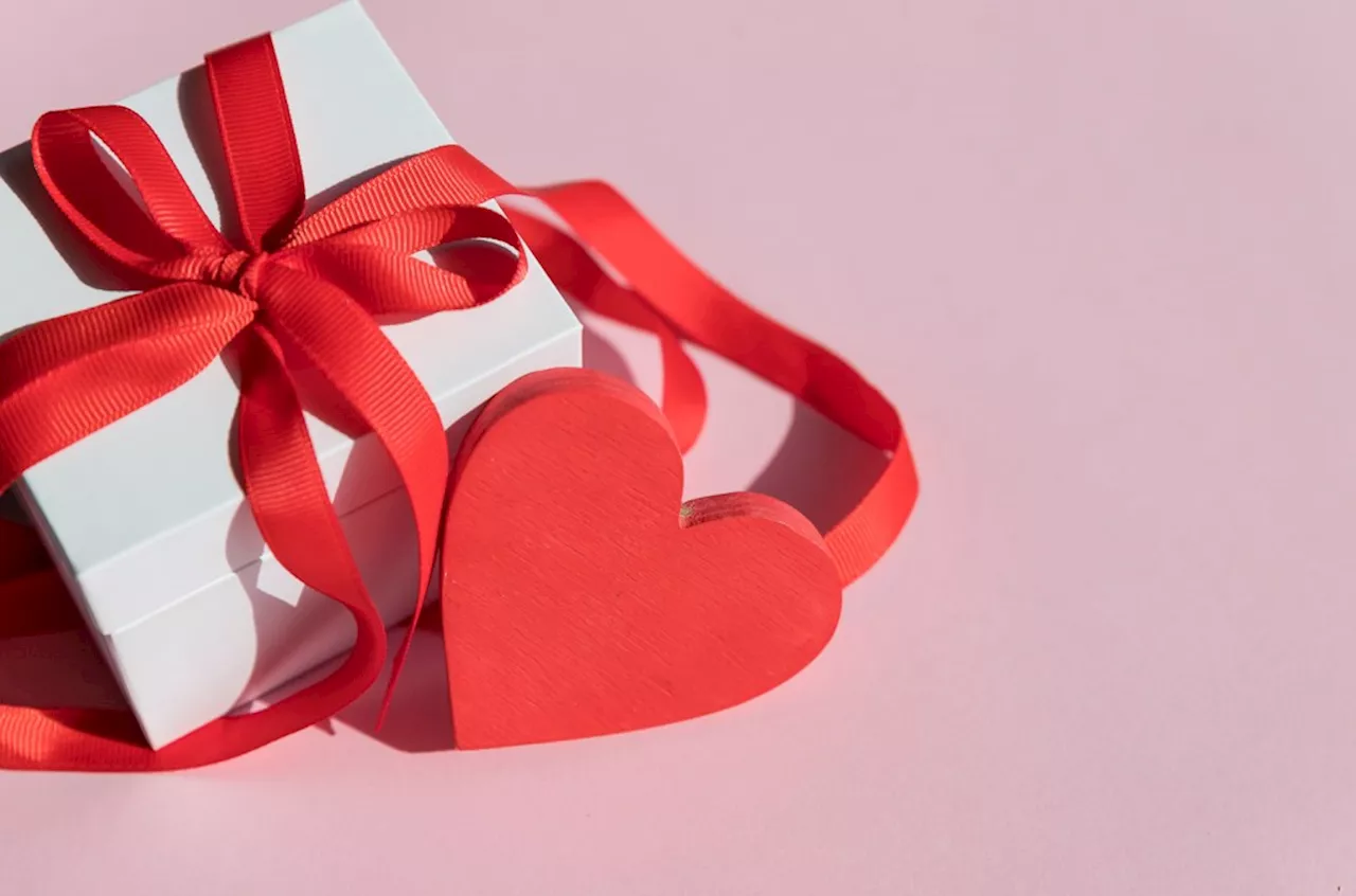 Last-Minute Valentine's Day Gift Guide: Sweet & Spicy Ideas for Your Sweetheart