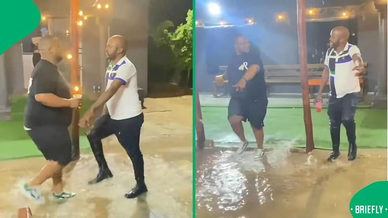 'Alcohol Is Not Good': SA Gents Dance in the Rain, Mzansi Pokes Fun at Hilarious Moves