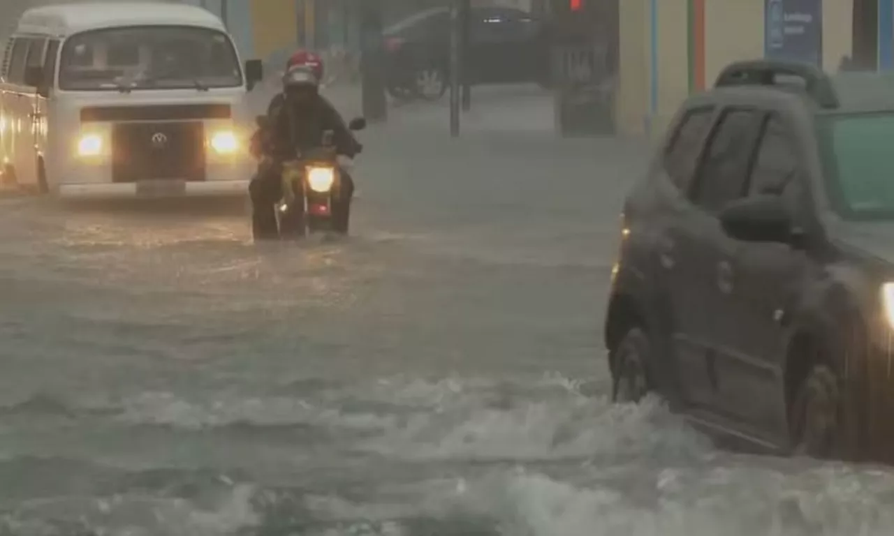 Recife em Estado de Alerta Máximo por Fortes Chuvas