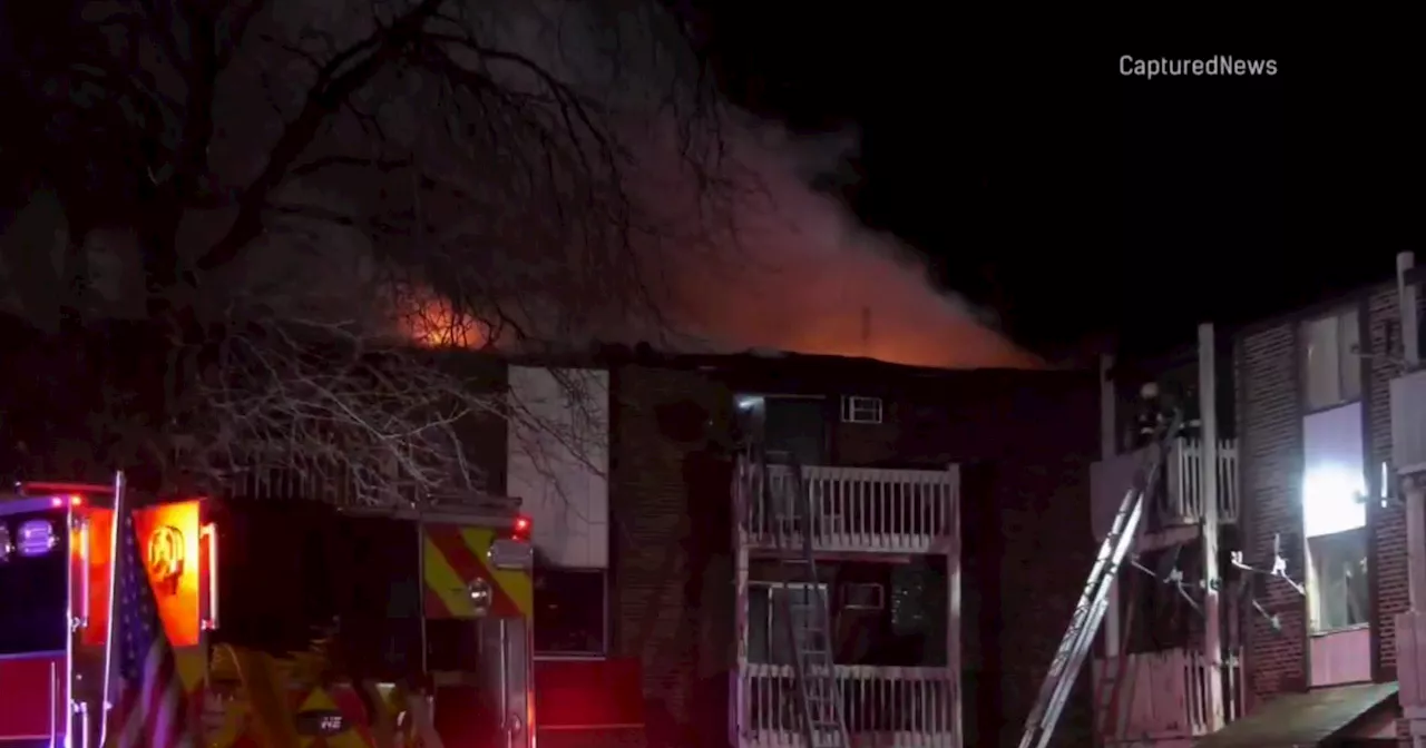 Extra-alarm fire sweeps through apartment building in Chicago's northwest suburbs