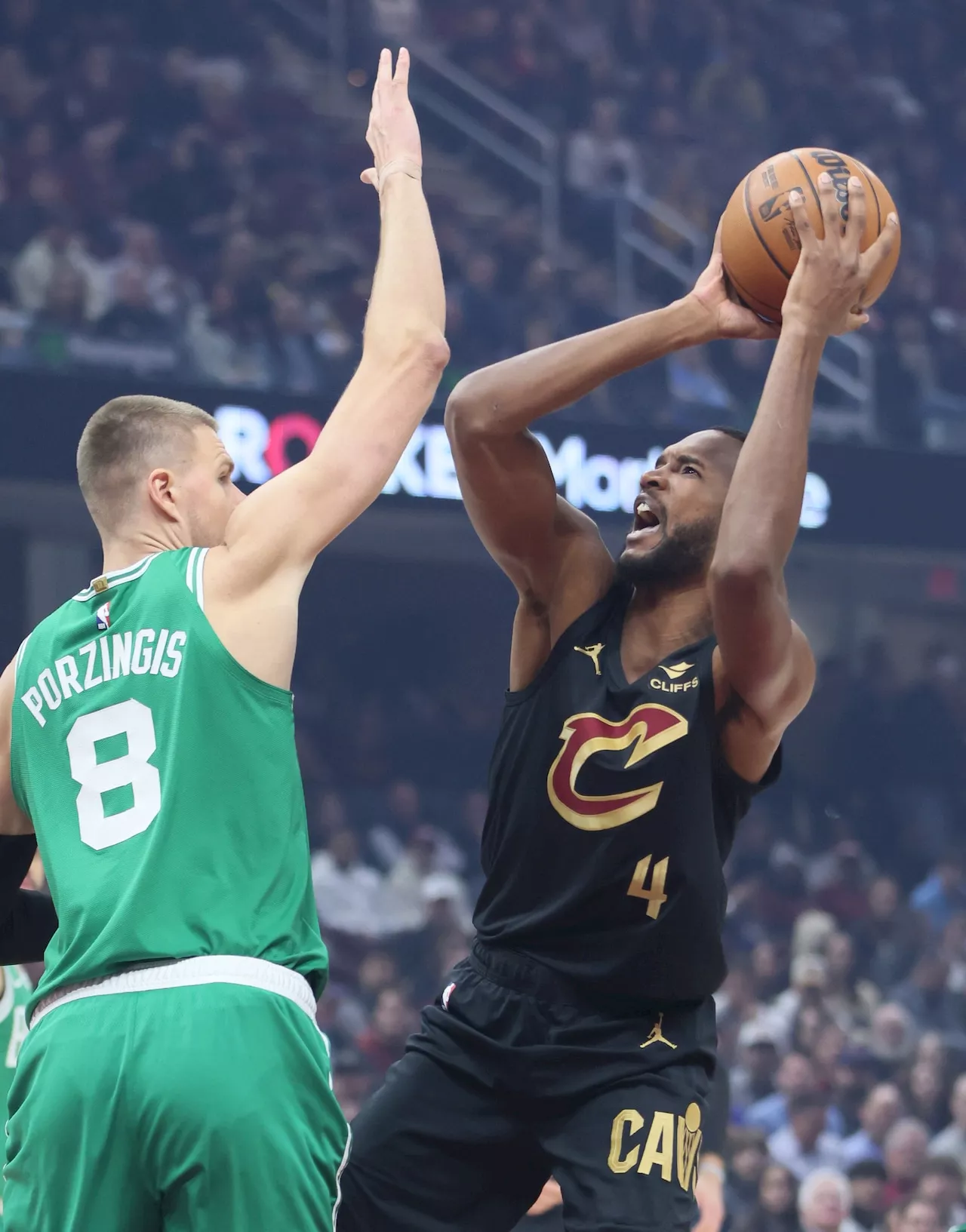 Mobley's Struggles Highlight a Learning Curve for the Cavaliers