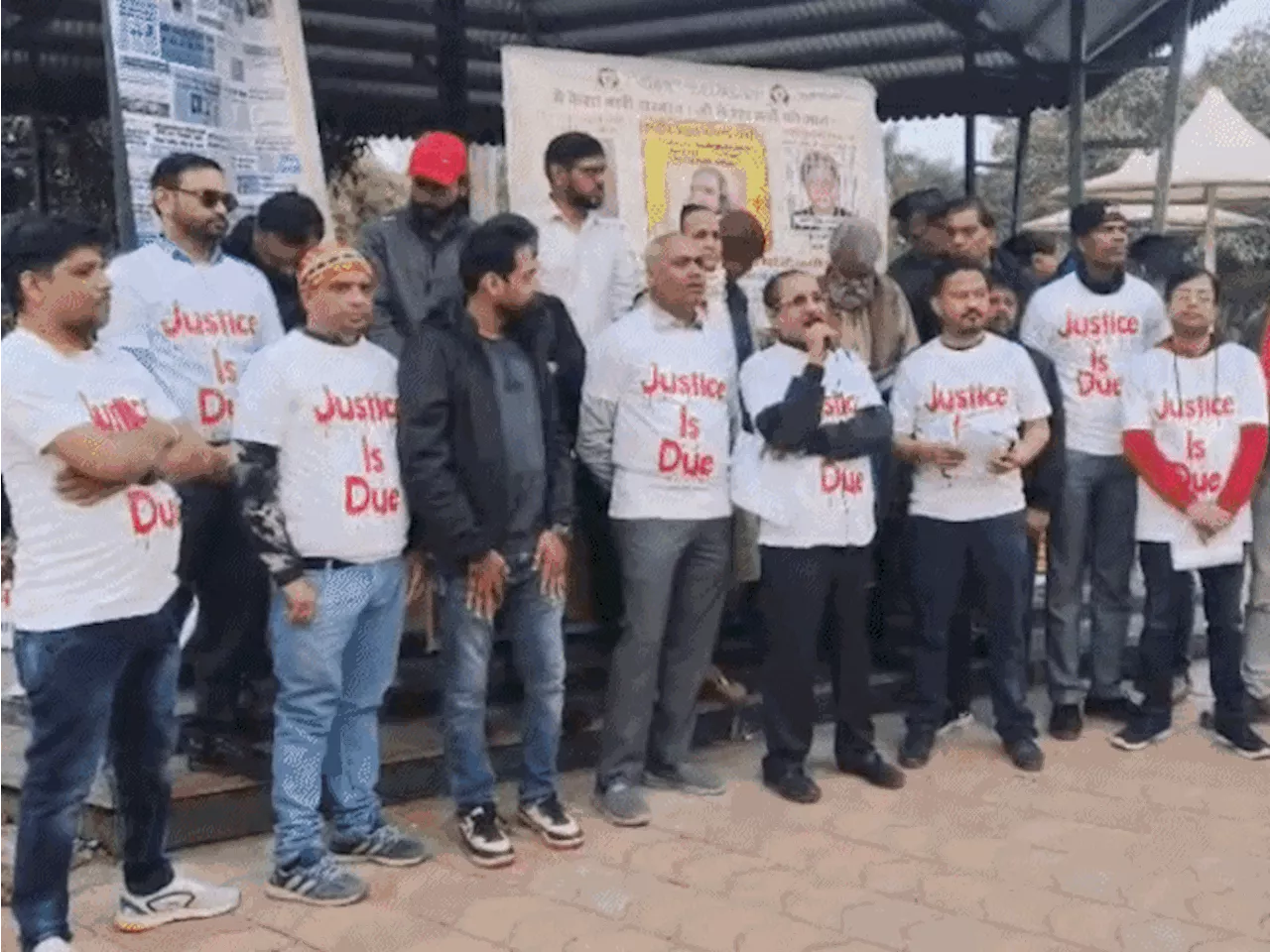 पत्नी पीड़ित बोले- प्रधानमंत्री जी, बचा लो: इंदौर में पत्नी की धमकी- अतुल सुभाष जैसा हाल कर दूंगी; लकवाग्रस्...