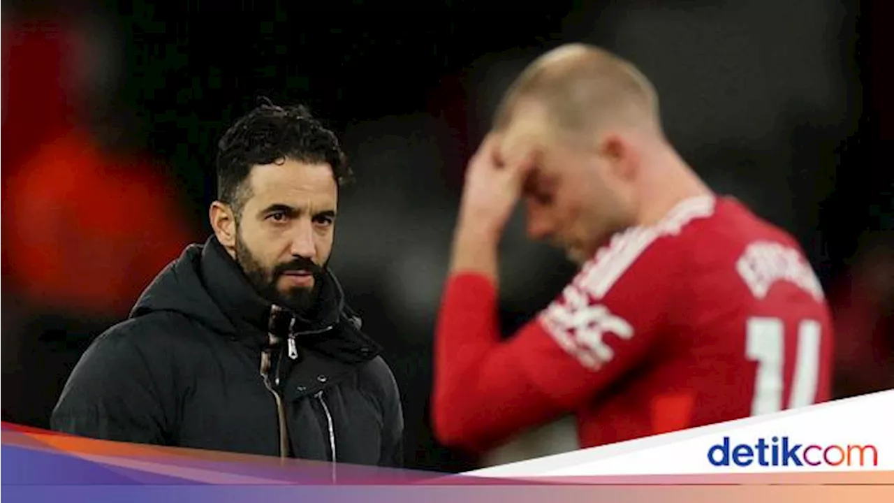 'Ramalan' Mengerikan Neville soal MU Dilatih Ruben Amorim