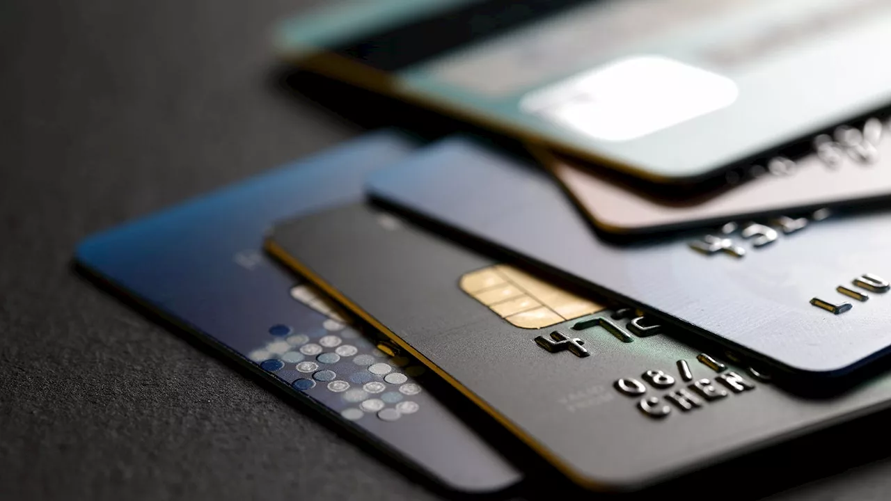 Bipartisan Bill Aims to Cap Credit Card Interest Rates at 10%