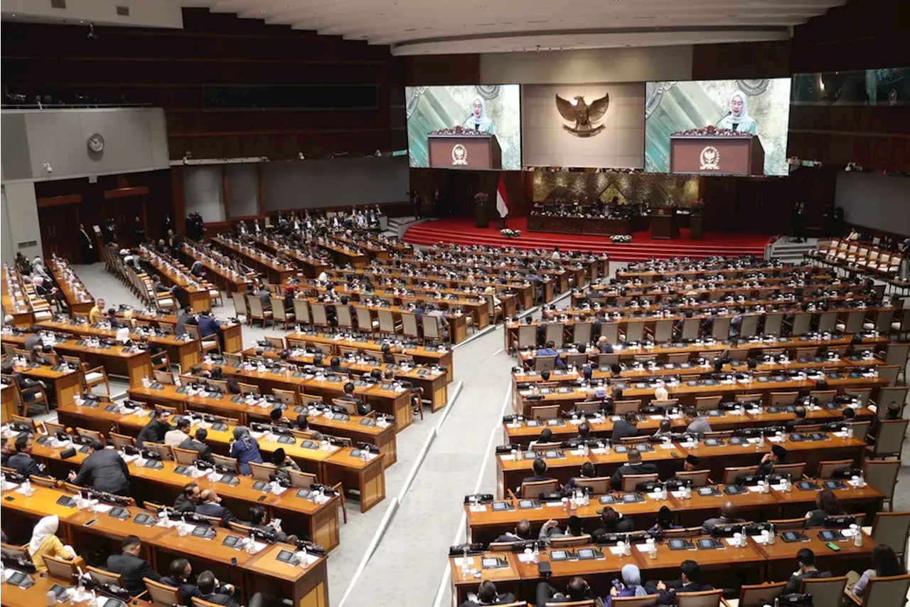 Abaikan Kritik Publik, DPR Buka Peluang Perkuat Kewenangan 'Recall' Pejabat Negara