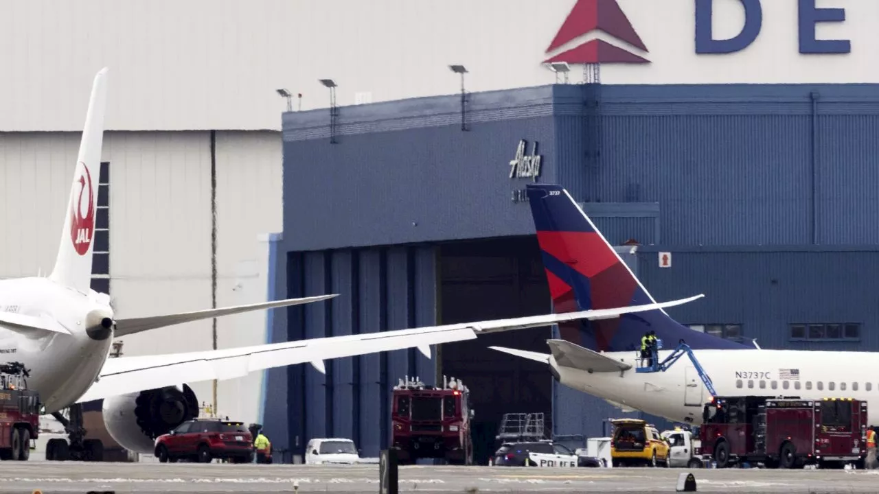 Avión de Japan Airlines Colisiona con Cola de Delta en Seattle