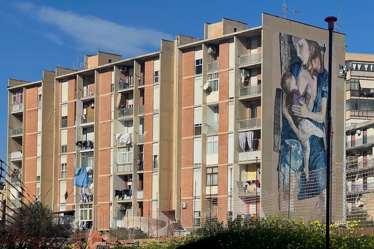 A Palermo, tra spaccio e murales, la scuola è l'unica speranza