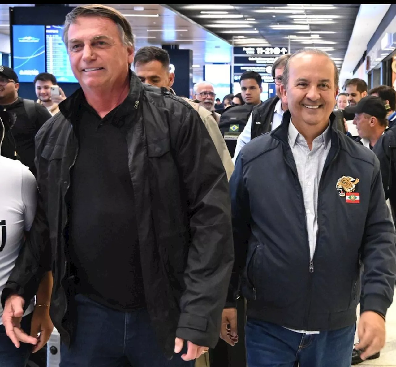 Governador de Santa Catarina Nega Ter Presenciado Conversa Entre Bolsonaro e Valdemar em Depoimento à PF