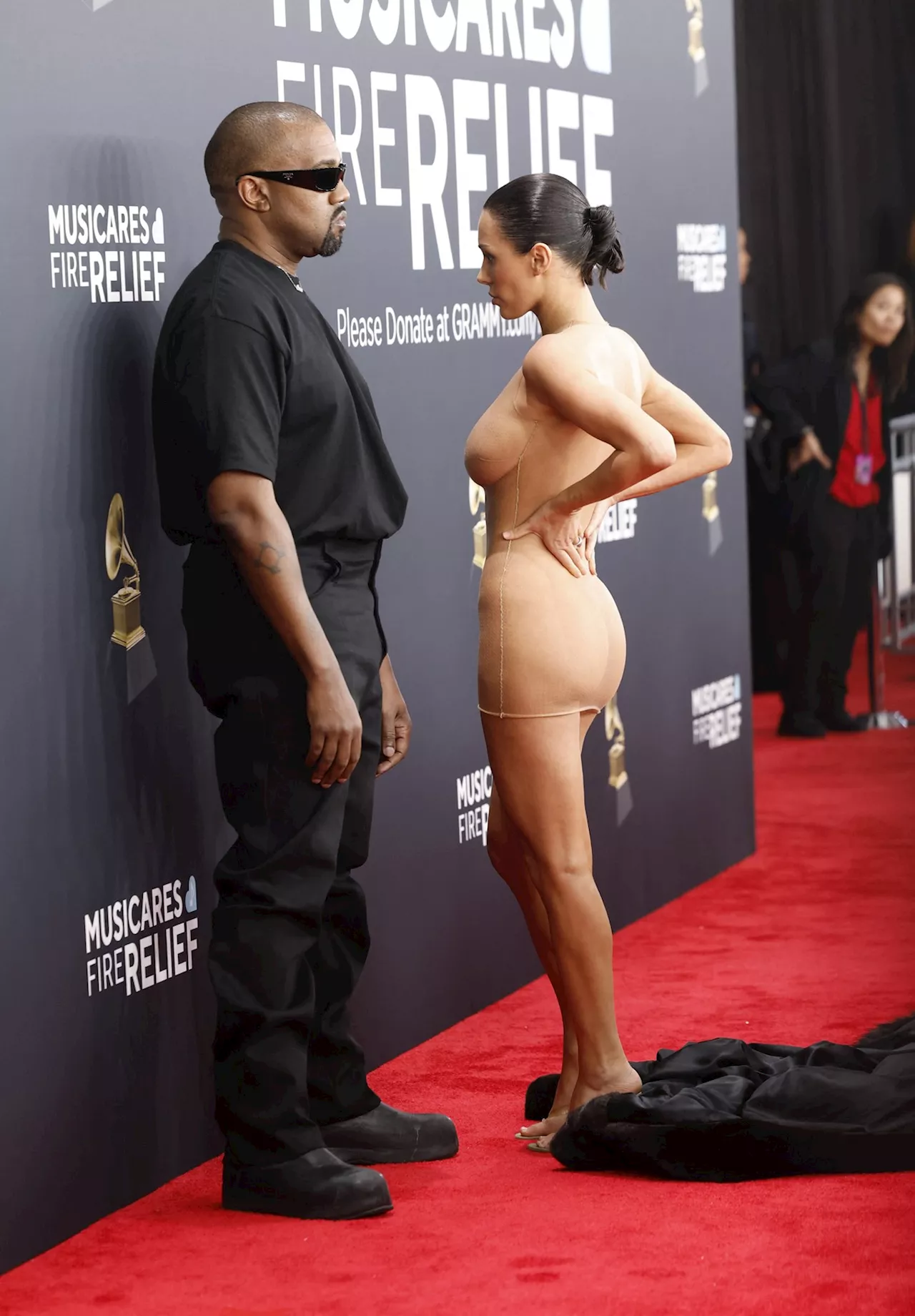 Kanye West Planejou a Cena de Nudidade de Bianca Censori no Grammy