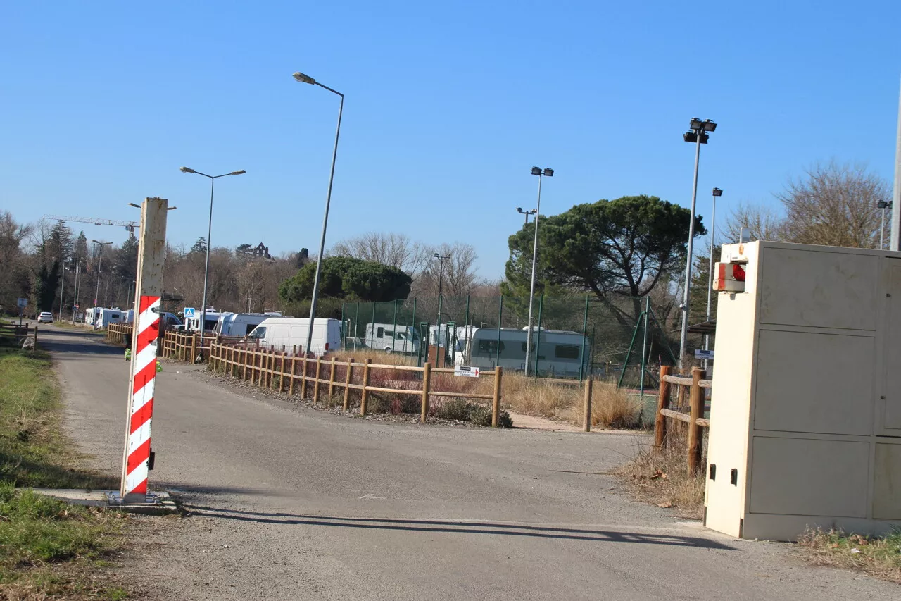 Nouvelle installation illicite de gens du voyage à Fenouillet