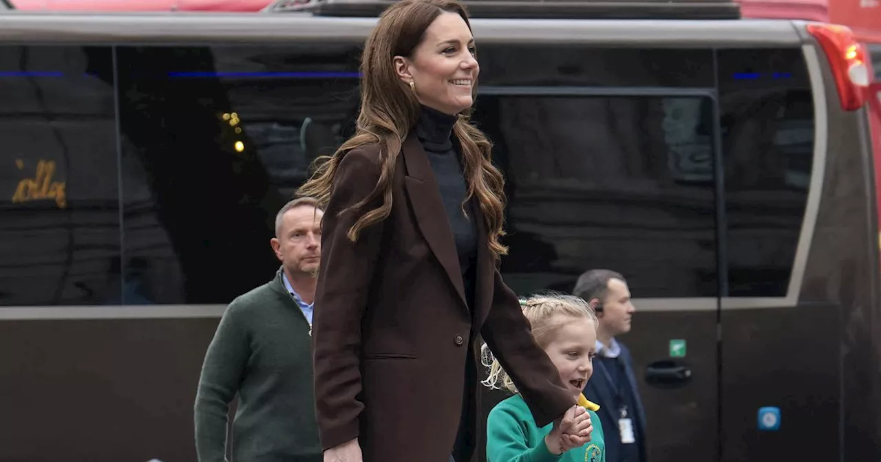 Les photos inattendues de Kate Middleton qui accompagne une sortie scolaire à Londres