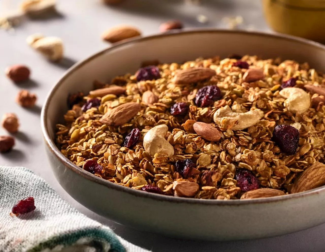 Cannabis Cheri recipe: Homemade Hempy Granola