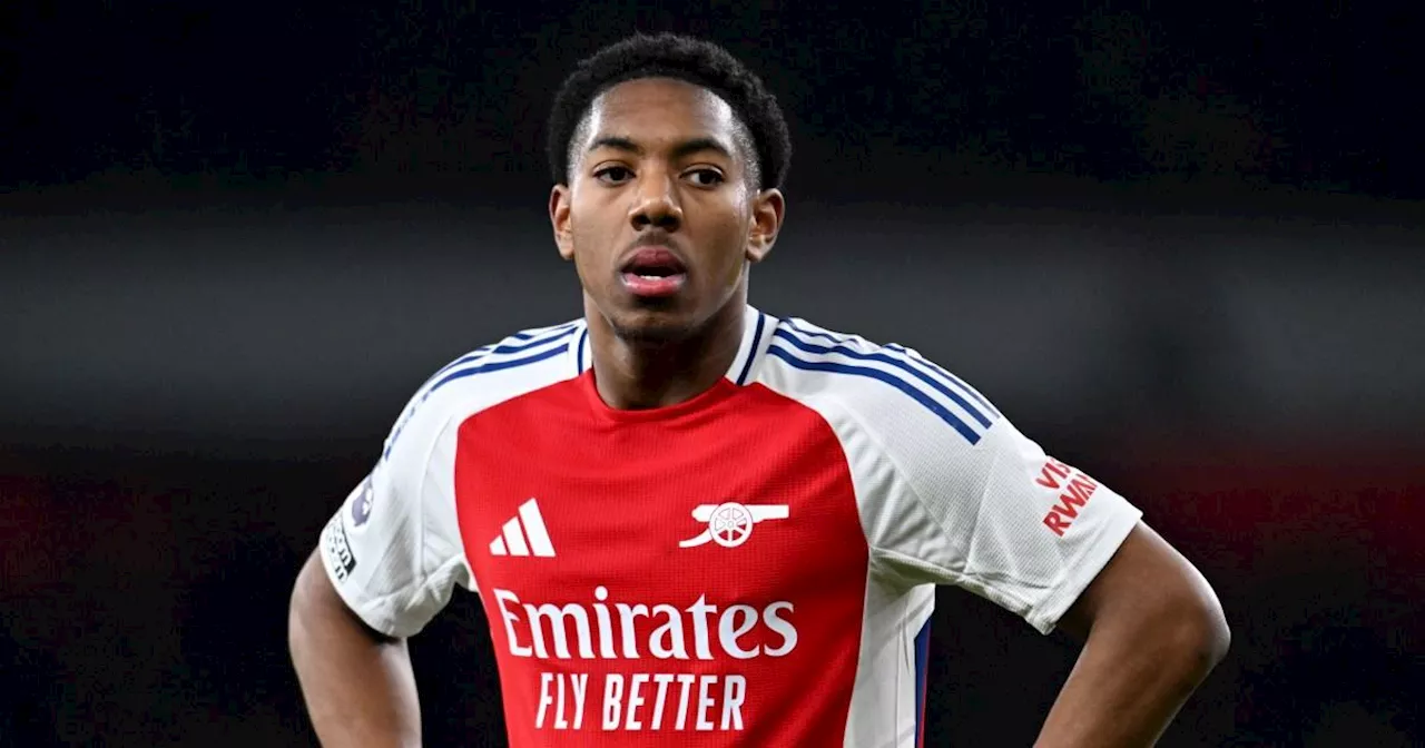  Gary Neville likens Arsenal starlet Myles Lewis-Skelly to Man Utd legend