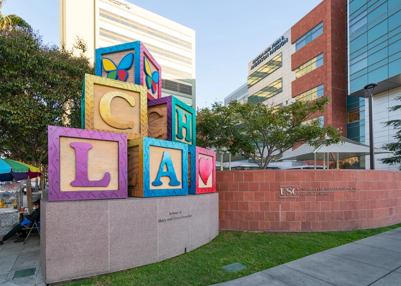 Children's Hospital LA pauses enrollment of hormonal therapy for minors