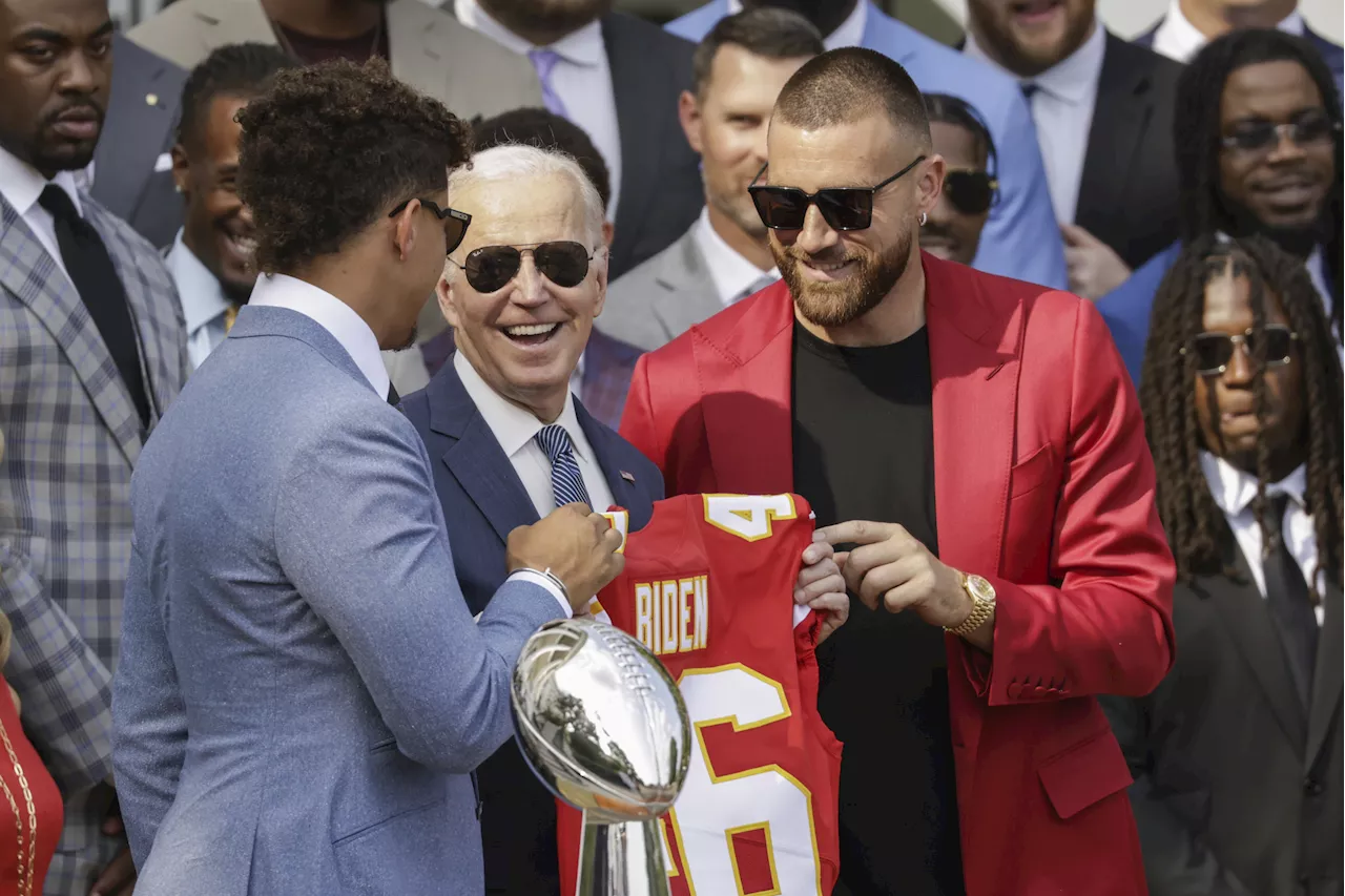 Travis Kelce's Political Leanings: A Closer Look