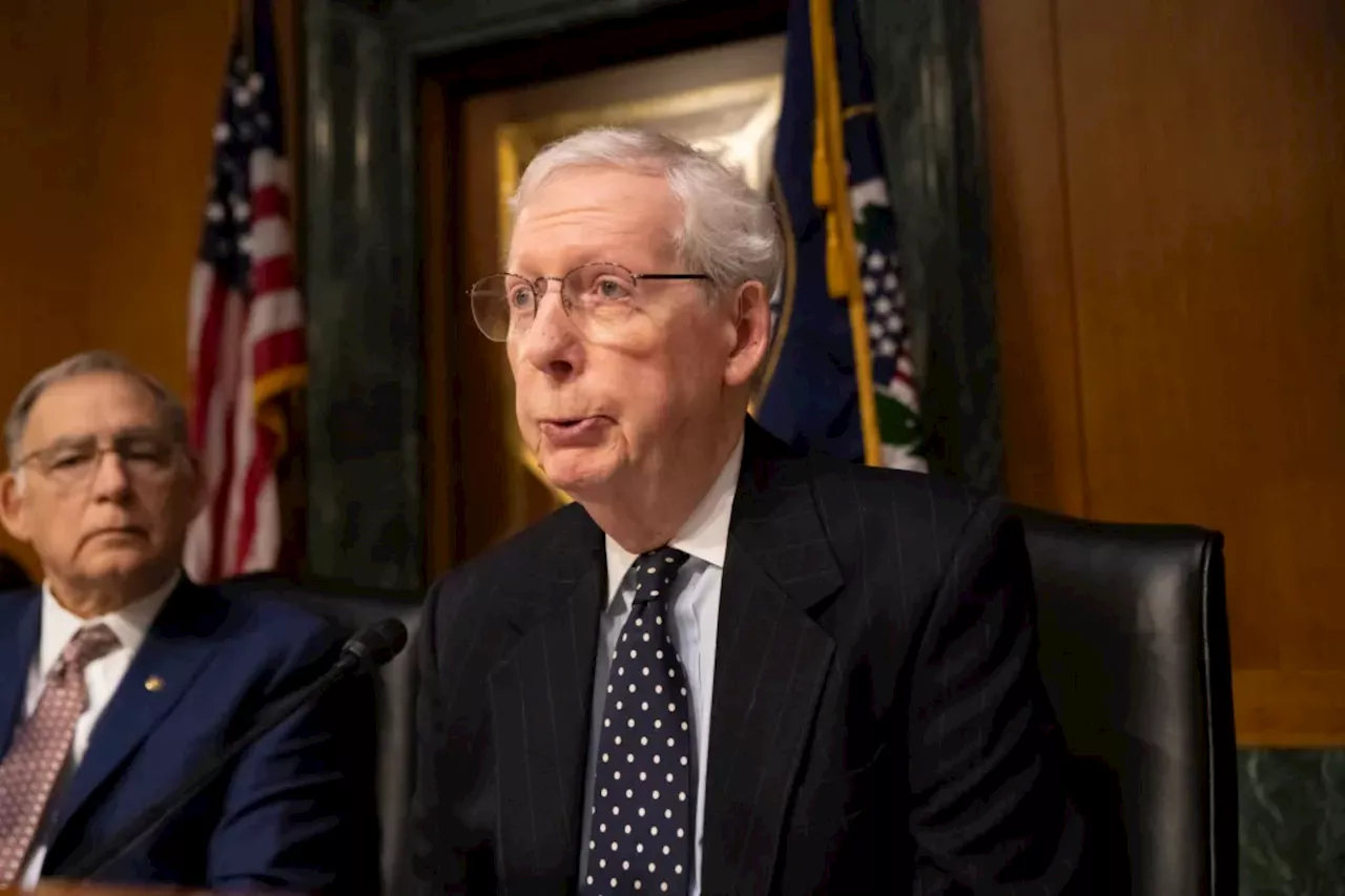 Mitch McConnell falls down stairs while exiting Senate chamber after HUD secretary vote