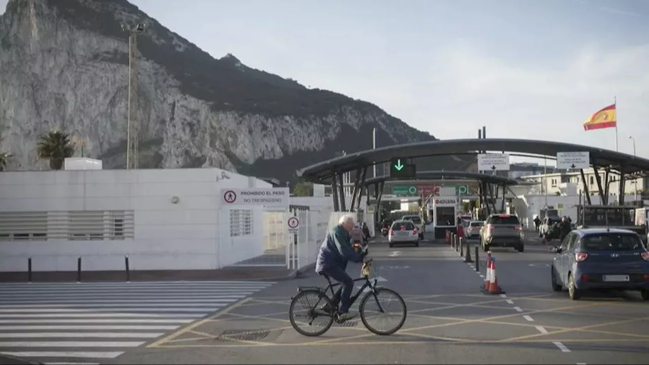 La Verja de Gibraltar, a la espera de un acuerdo 40 años después de su apertura definitiva