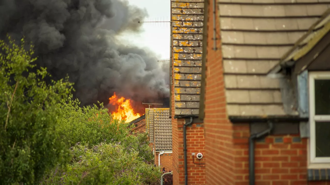 Man Dies in Suspicious St Kilda House Fire