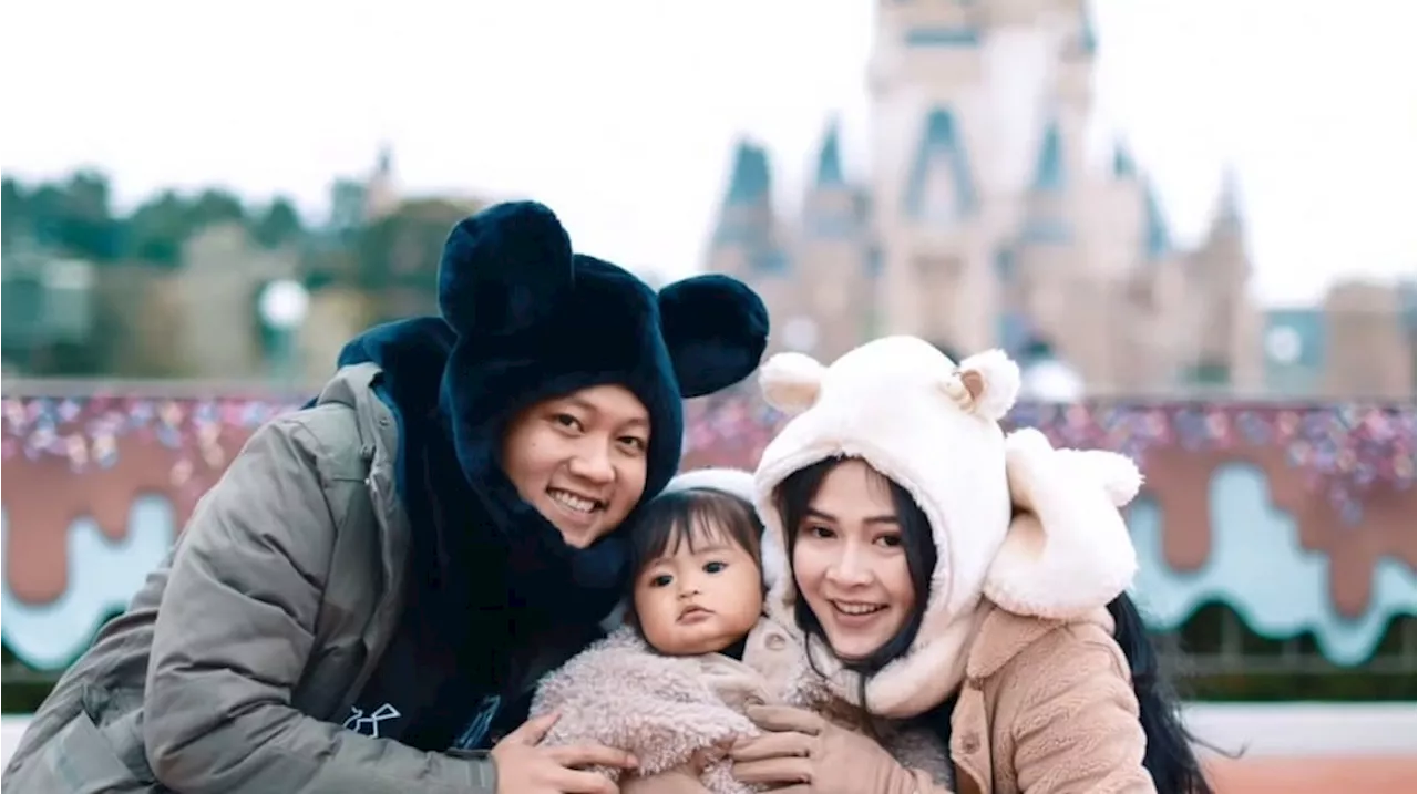 So Sweet, Sikap Denny Caknan ke Bella Bonita yang Sibuk Suapi Anak Bikin Meleleh